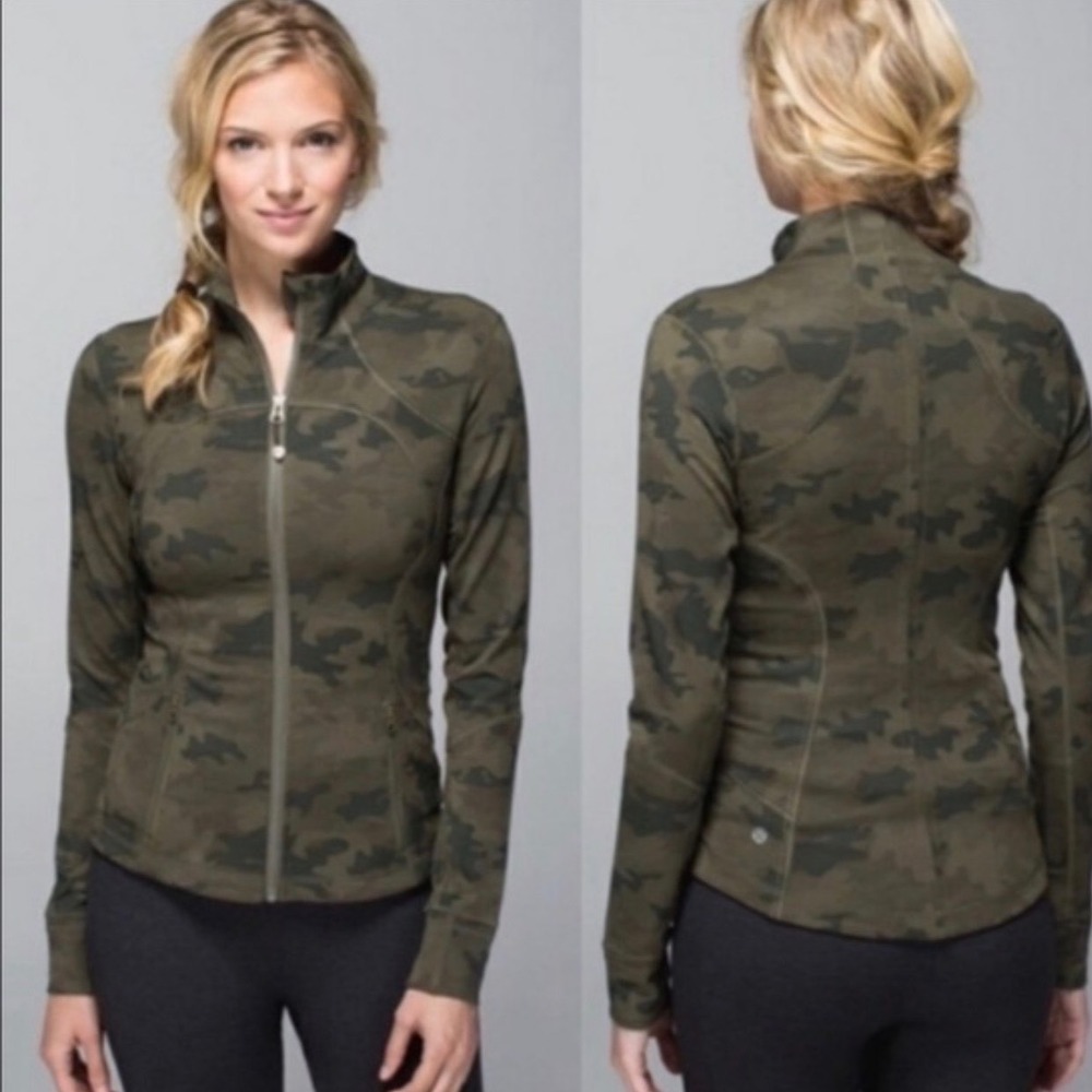 RARE Lululemon Forme II Jacket Cuffins Savasana Camo Fatigue Green size 12